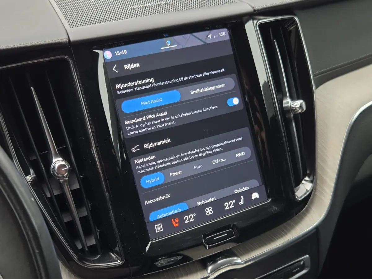 2.0 T8 Plug-in hybrid AWD Inscription | Trekhaak | 360 Cam | Pano | Memory | Pilot Assist | Harman/Kardon