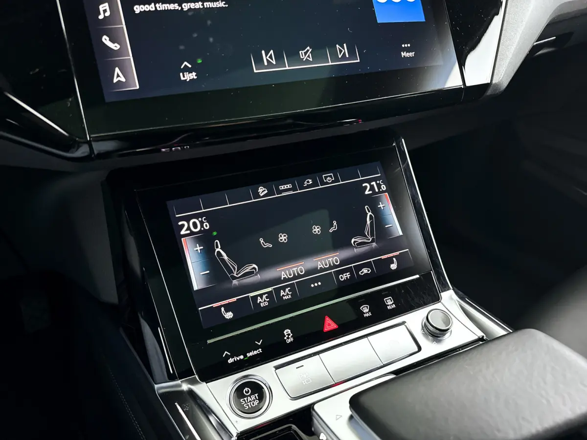 55 quattro S edition 95 kWh | SOH 87% | 360° camera | Bang & Olufsen Premium | Matrix led | Stoelverwarming