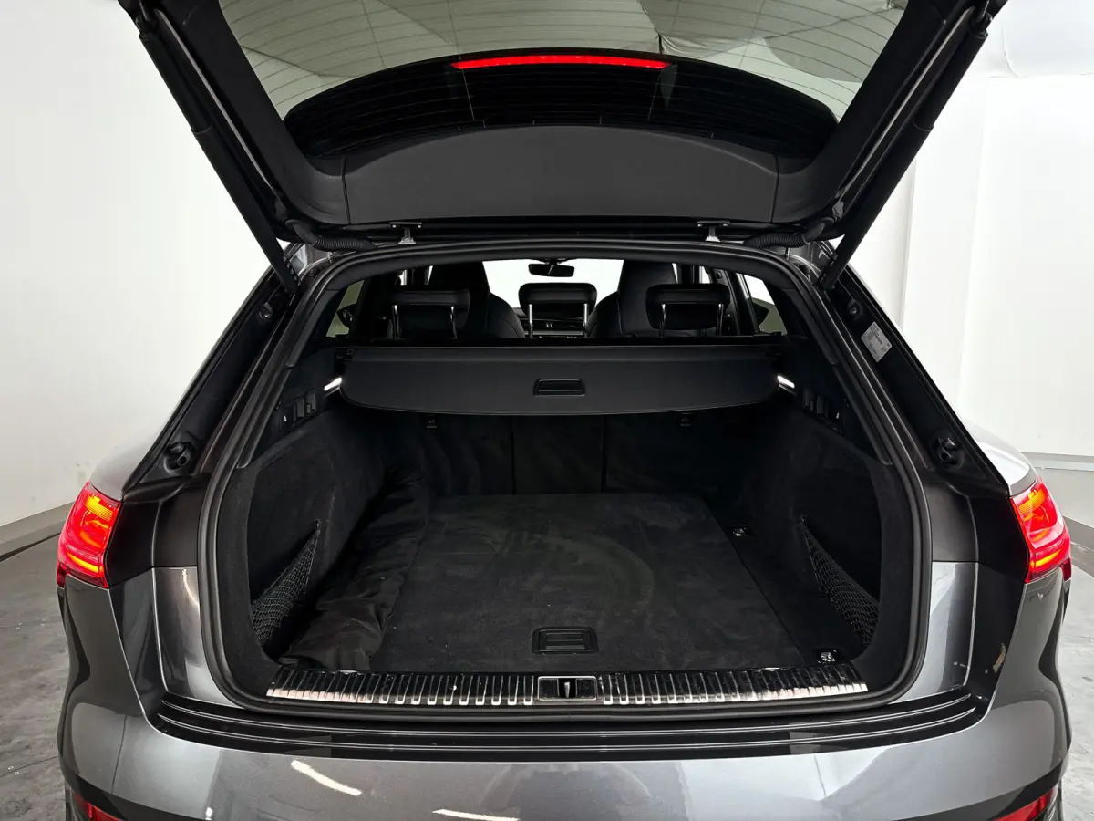 55 quattro S edition 95 kWh | SOH 87% | 360° camera | Bang & Olufsen Premium | Matrix led | Stoelverwarming