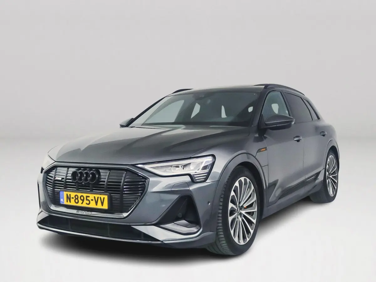 55 quattro S edition 95 kWh | SOH 87% | 360° camera | Bang & Olufsen Premium | Matrix led | Stoelverwarming