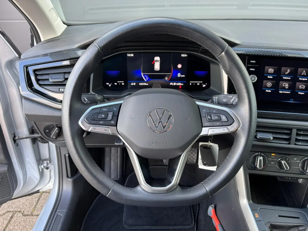 1.0 TSI Life | CARPLAY | ADAP. CRUISE | AIRCO |DIGI DASHBOARD | PDC |
