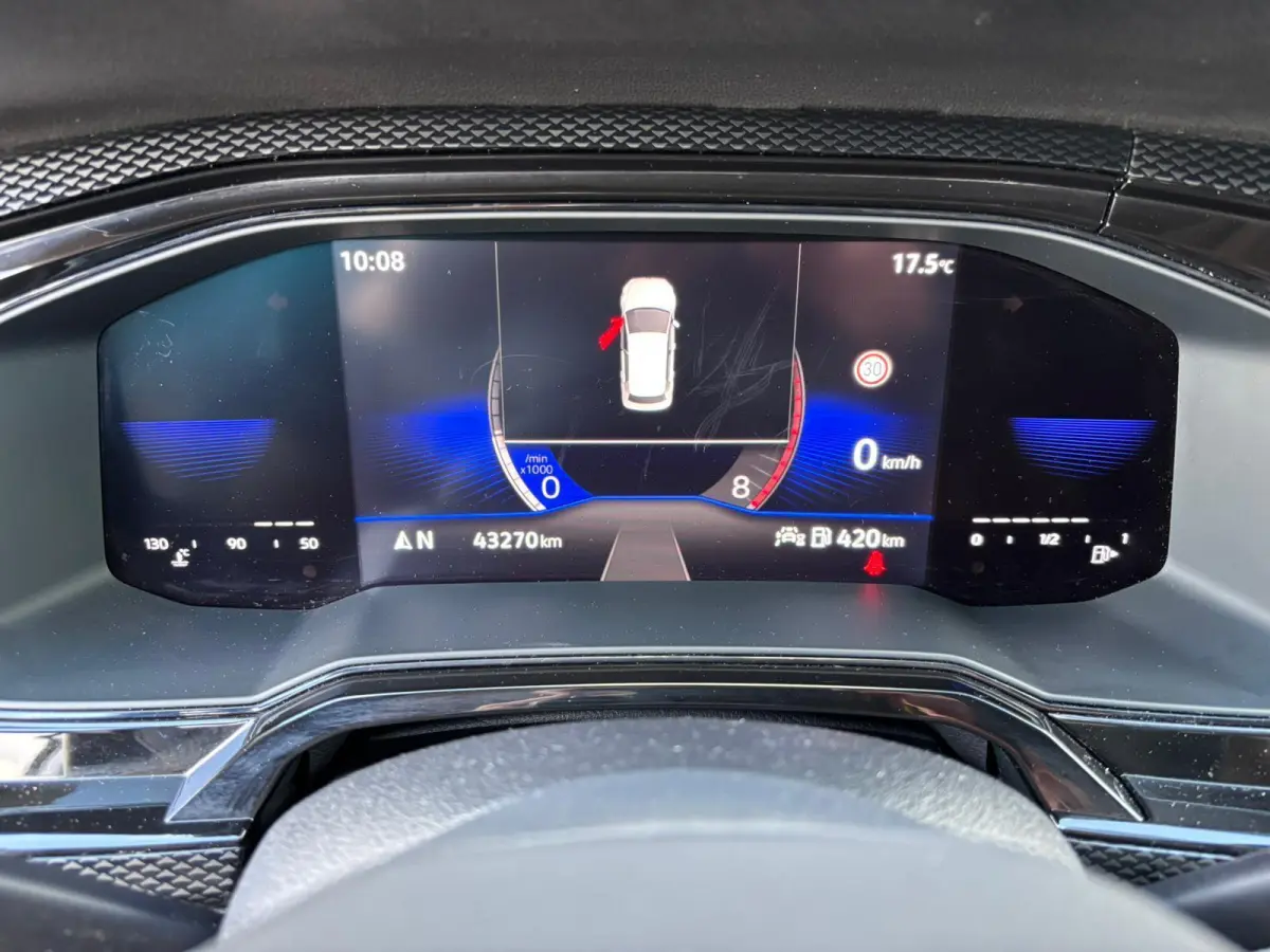 1.0 TSI Life | CARPLAY | ADAP. CRUISE | AIRCO |DIGI DASHBOARD | PDC |