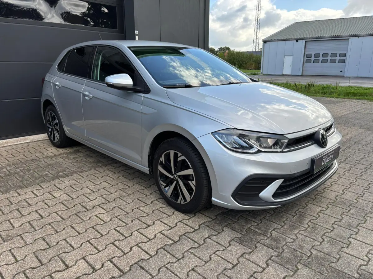 1.0 TSI Life | CARPLAY | ADAP. CRUISE | AIRCO |DIGI DASHBOARD | PDC |