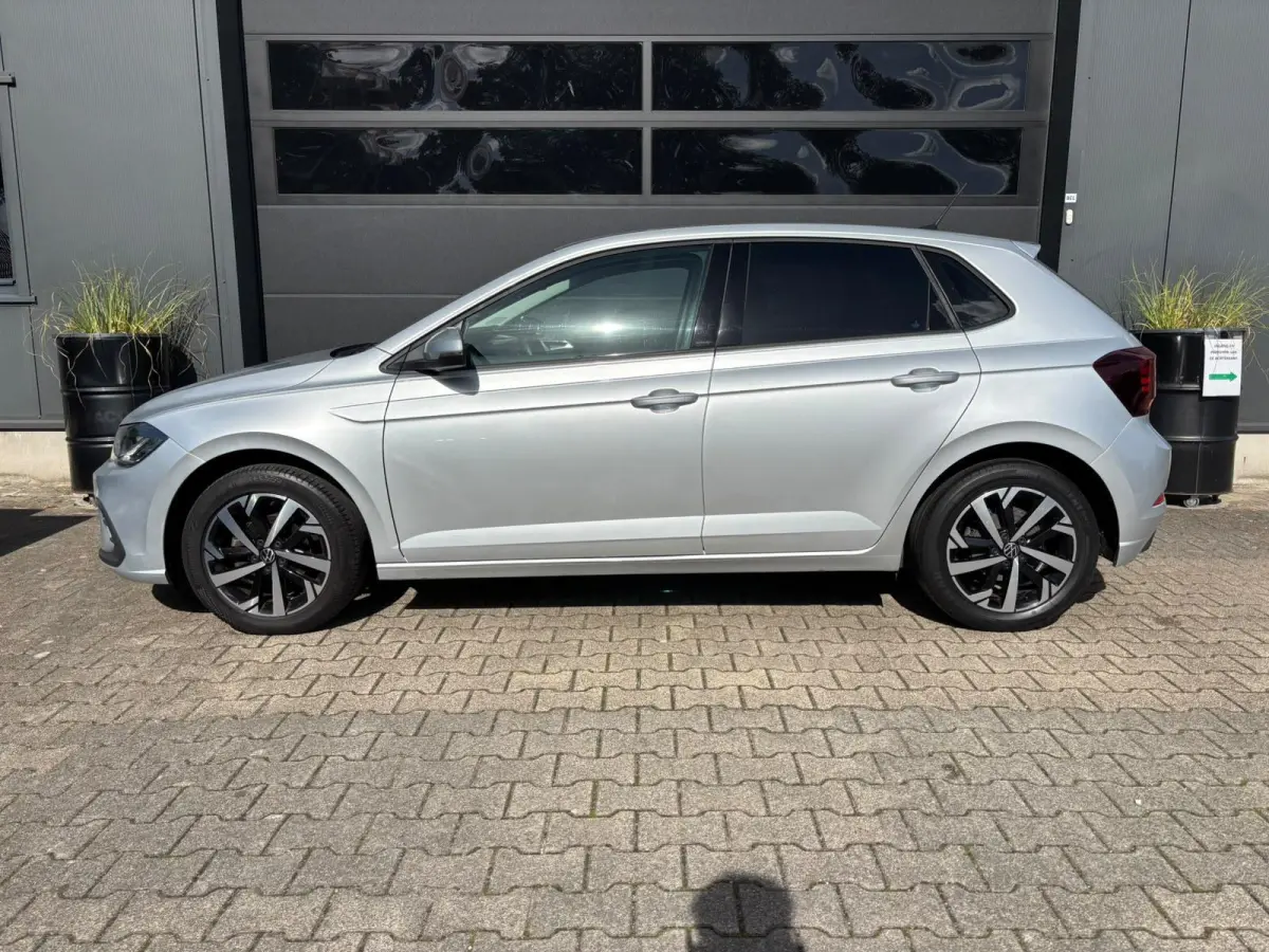 1.0 TSI Life | CARPLAY | ADAP. CRUISE | AIRCO |DIGI DASHBOARD | PDC |