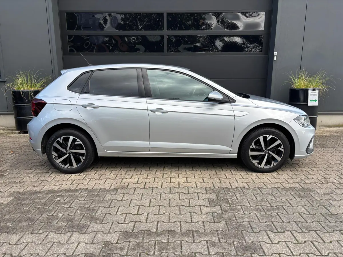 1.0 TSI Life | CARPLAY | ADAP. CRUISE | AIRCO |DIGI DASHBOARD | PDC |