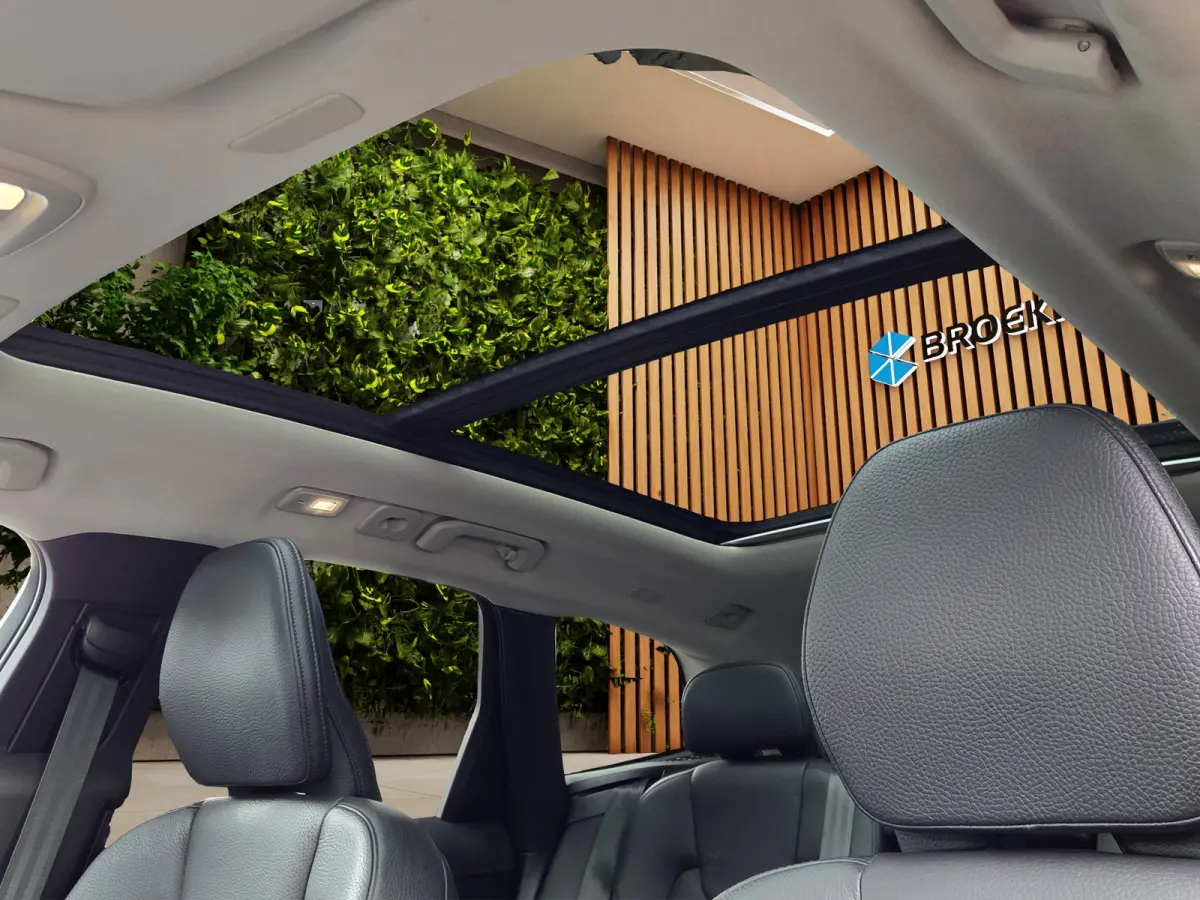 2.0 T6 Plug-in hybrid AWD Plus Dark | Panoramadak | Memory | Camera | Stuur/stoelverwarming | 21" Velgen