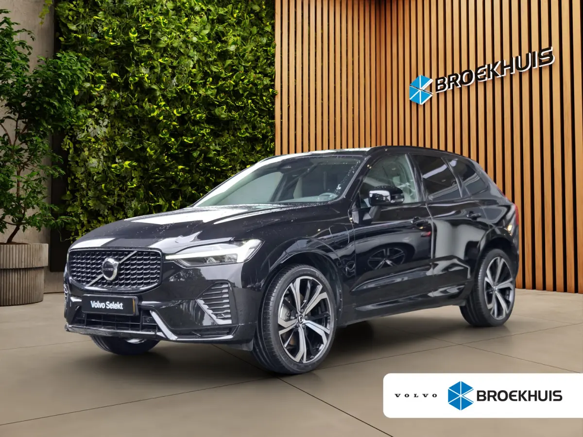 2.0 T6 Plug-in hybrid AWD Plus Dark | Panoramadak | Memory | Camera | Stuur/stoelverwarming | 21" Velgen