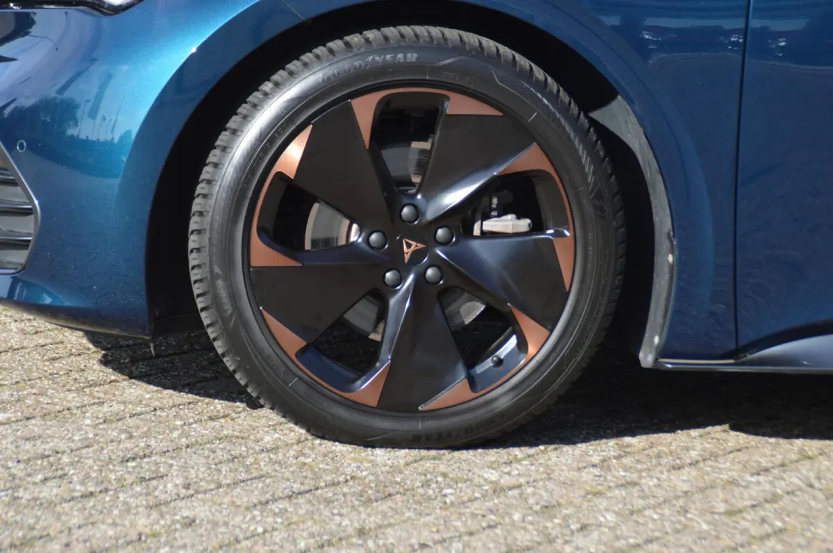Business 62 kWh 24534 km!