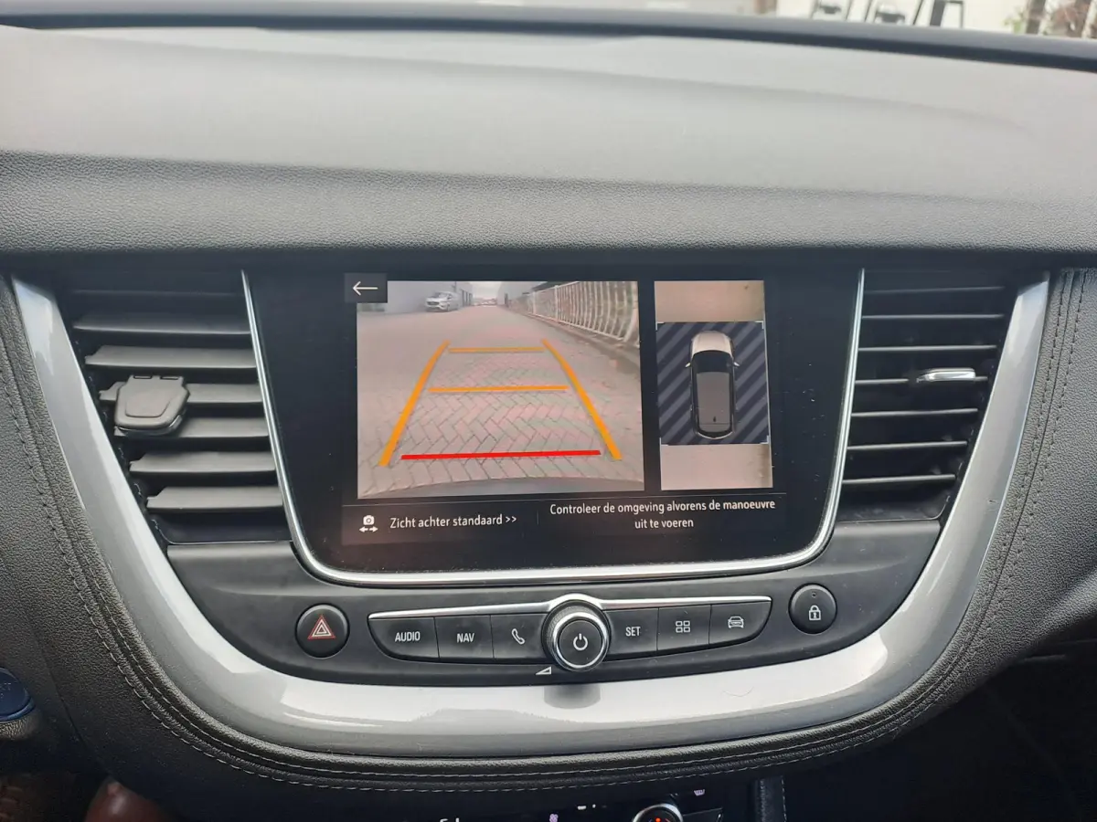 1.2 Turbo Innovation | Stuurverwarming | Stoelverwarming | Navigatie | Achteruitrijcamera | Lane assist | Privacy glas | Afneembare Trekhaak |