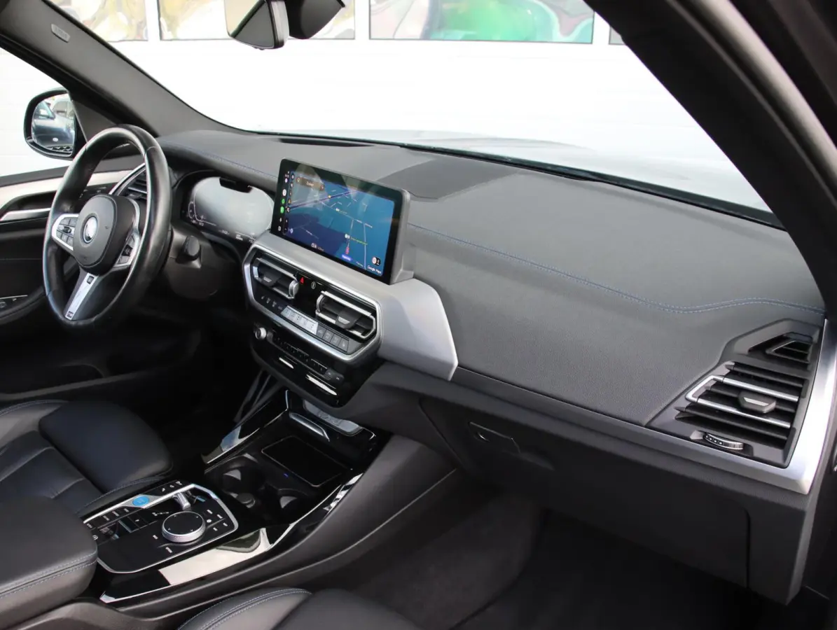 High Executive 80 kWh M-sport | SOH 97,2% | Panoramadak