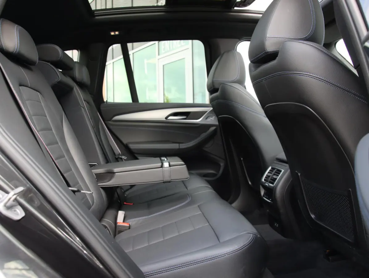 High Executive 80 kWh M-sport | SOH 97,2% | Panoramadak
