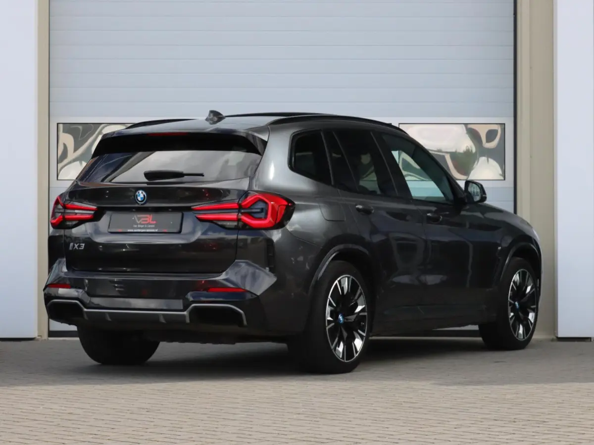 High Executive 80 kWh M-sport | SOH 97,2% | Panoramadak