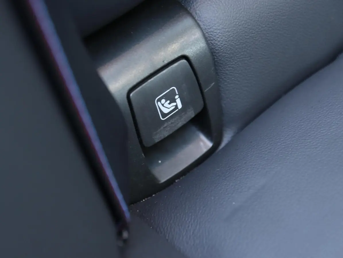 High Executive 80 kWh M-sport | SOH 97,2% | Panoramadak