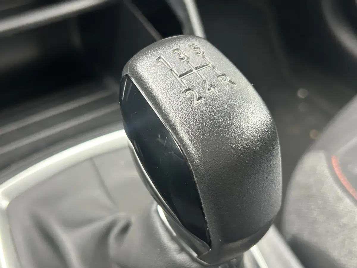 1.2 PureTech Active | Cruise Control | Airco | Apple Carplay/Android Auto
