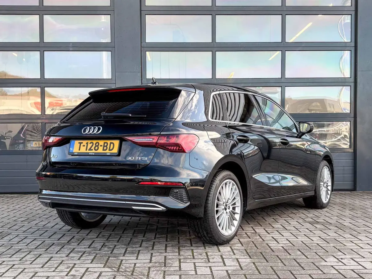 30 TFSI 110pk S-tronic Advanced Edition | Sportstoelen | Navigatie | Full LED | Smartphone Interface