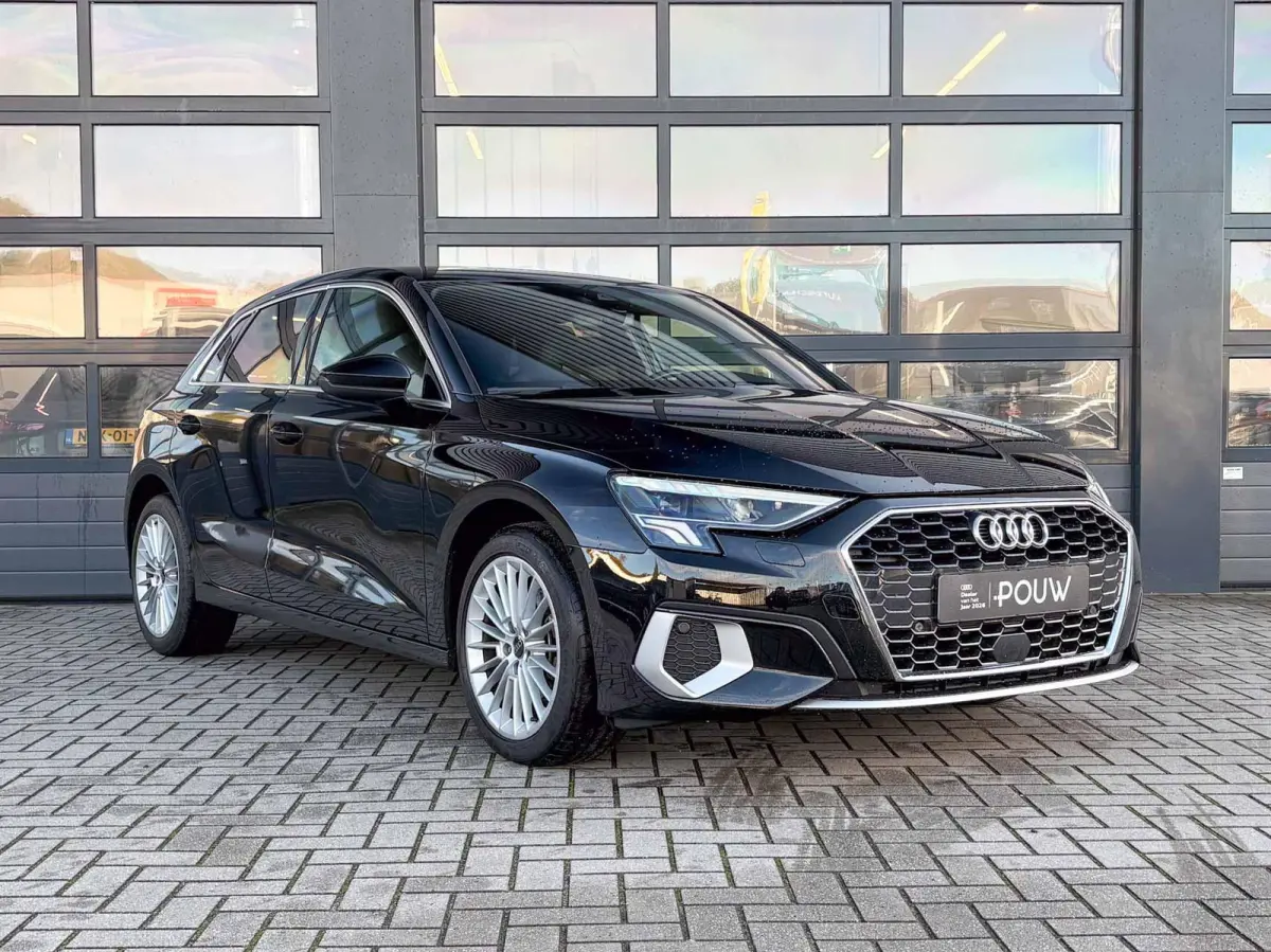 30 TFSI 110pk S-tronic Advanced Edition | Sportstoelen | Navigatie | Full LED | Smartphone Interface