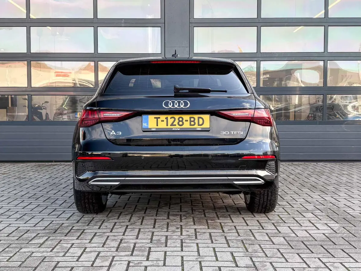 30 TFSI 110pk S-tronic Advanced Edition | Sportstoelen | Navigatie | Full LED | Smartphone Interface