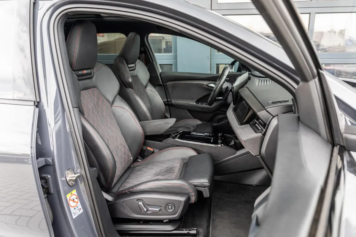 388pk S edition quattro 100 kWh | B&O 3D Audio | Luchtvering | Panoramadak | Head-up Display