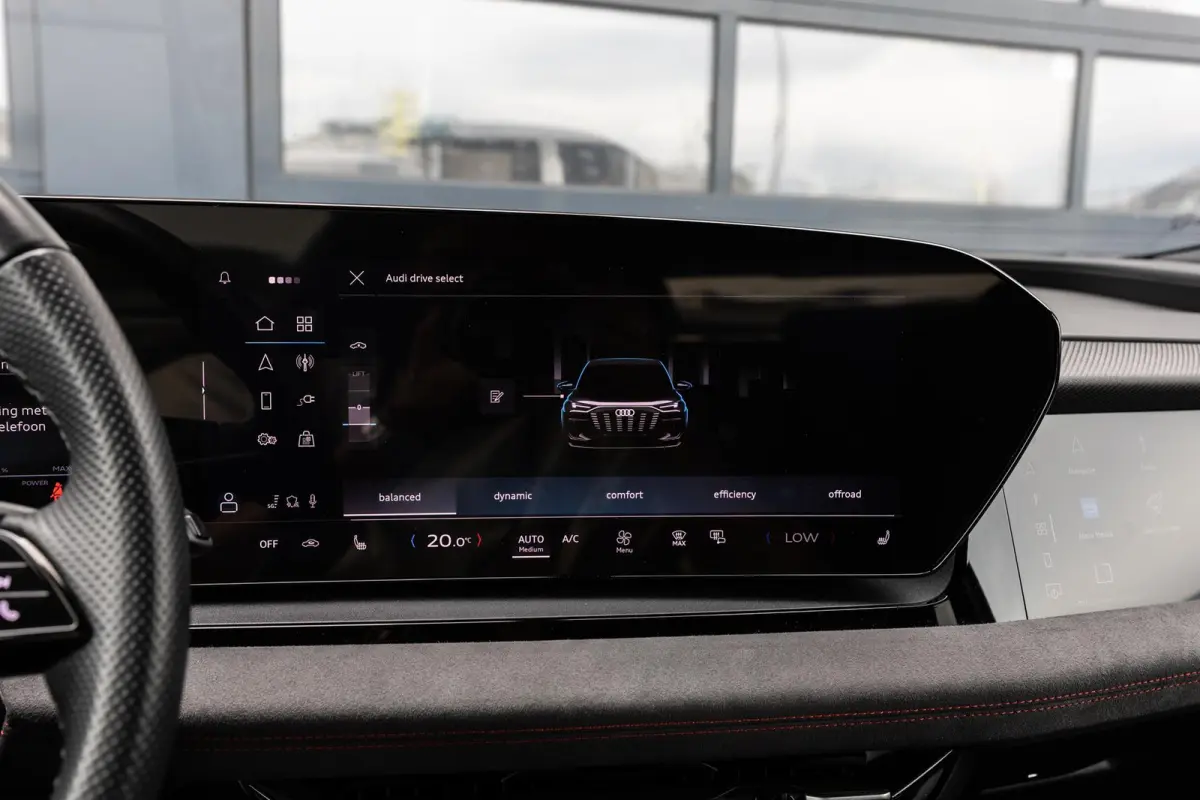 388pk S edition quattro 100 kWh | B&O 3D Audio | Luchtvering | Panoramadak | Head-up Display