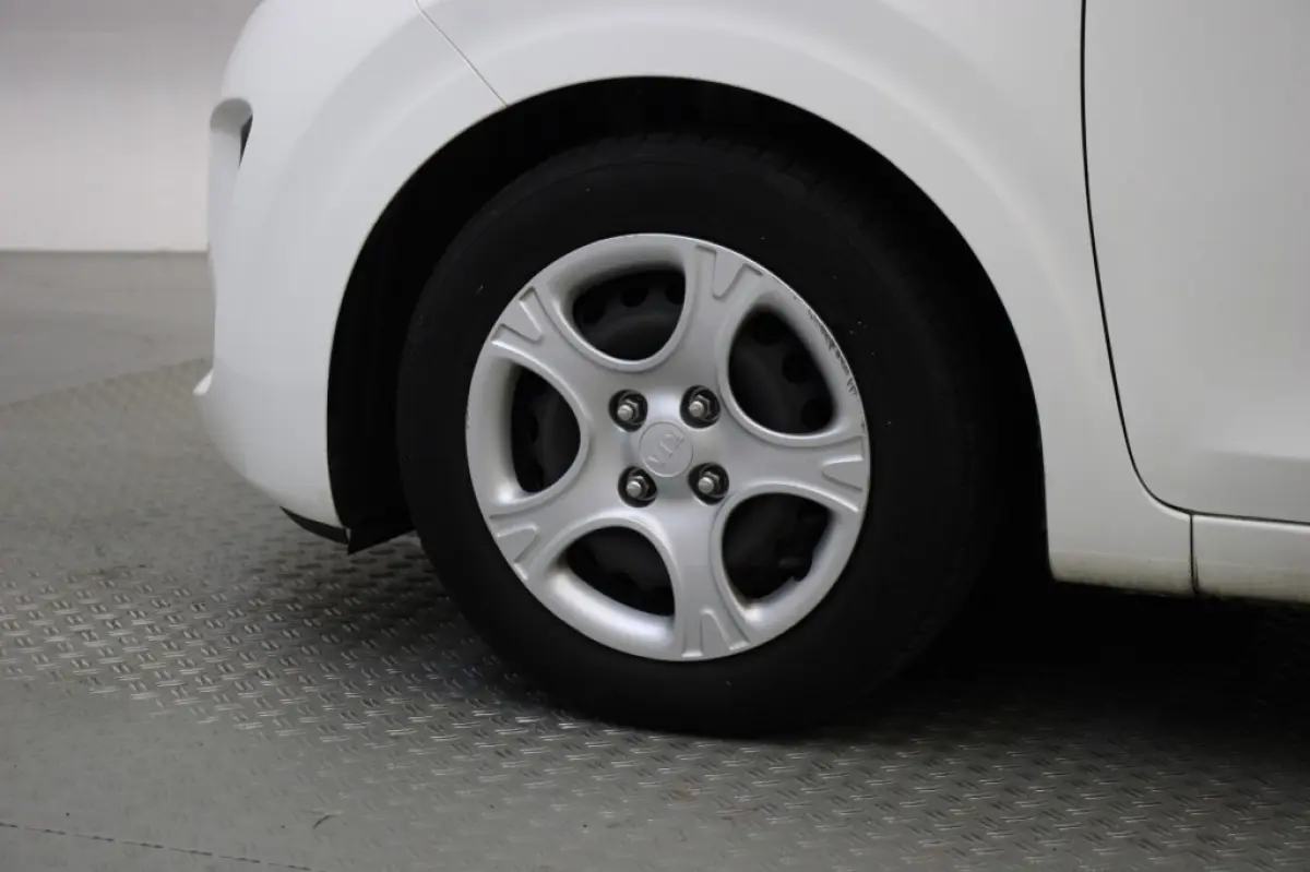 1.0 DPI ComfortLine 5 Deurs - Airco, Cruise