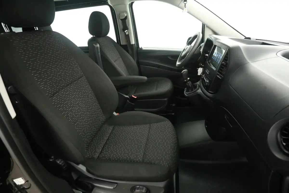 CDI Lang 140PK | Dubbele Cabine | Clima | Cruise | Carplay | Parkeersens.