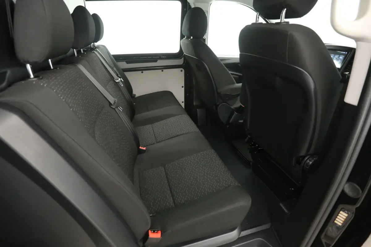 CDI Lang 140PK | Dubbele Cabine | Clima | Cruise | Carplay | Parkeersens.