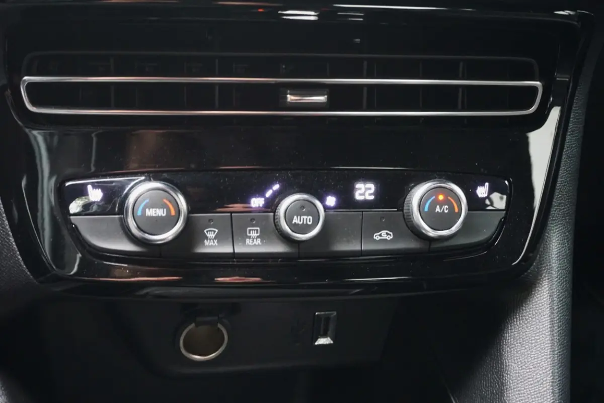 1.2 Turbo Ultimate Camera/Winterpakket/Keyless!