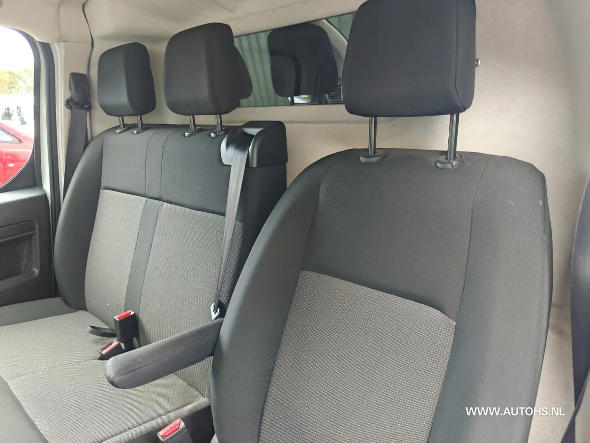 1.5 BlueHDI 102 PK Lengte 2 , Euro 6 , 1e Eig. camera , navi , cruise , Airco , 4 nw banden , trekhaak
