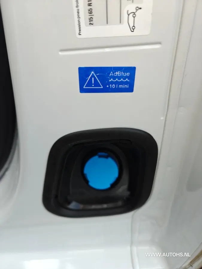 1.5 BlueHDI 102 PK Lengte 2 , Euro 6 , 1e Eig. camera , navi , cruise , Airco , 4 nw banden , trekhaak