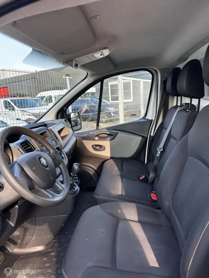 bestel 1.6 dCi T29 L2H1 Générique / Marge