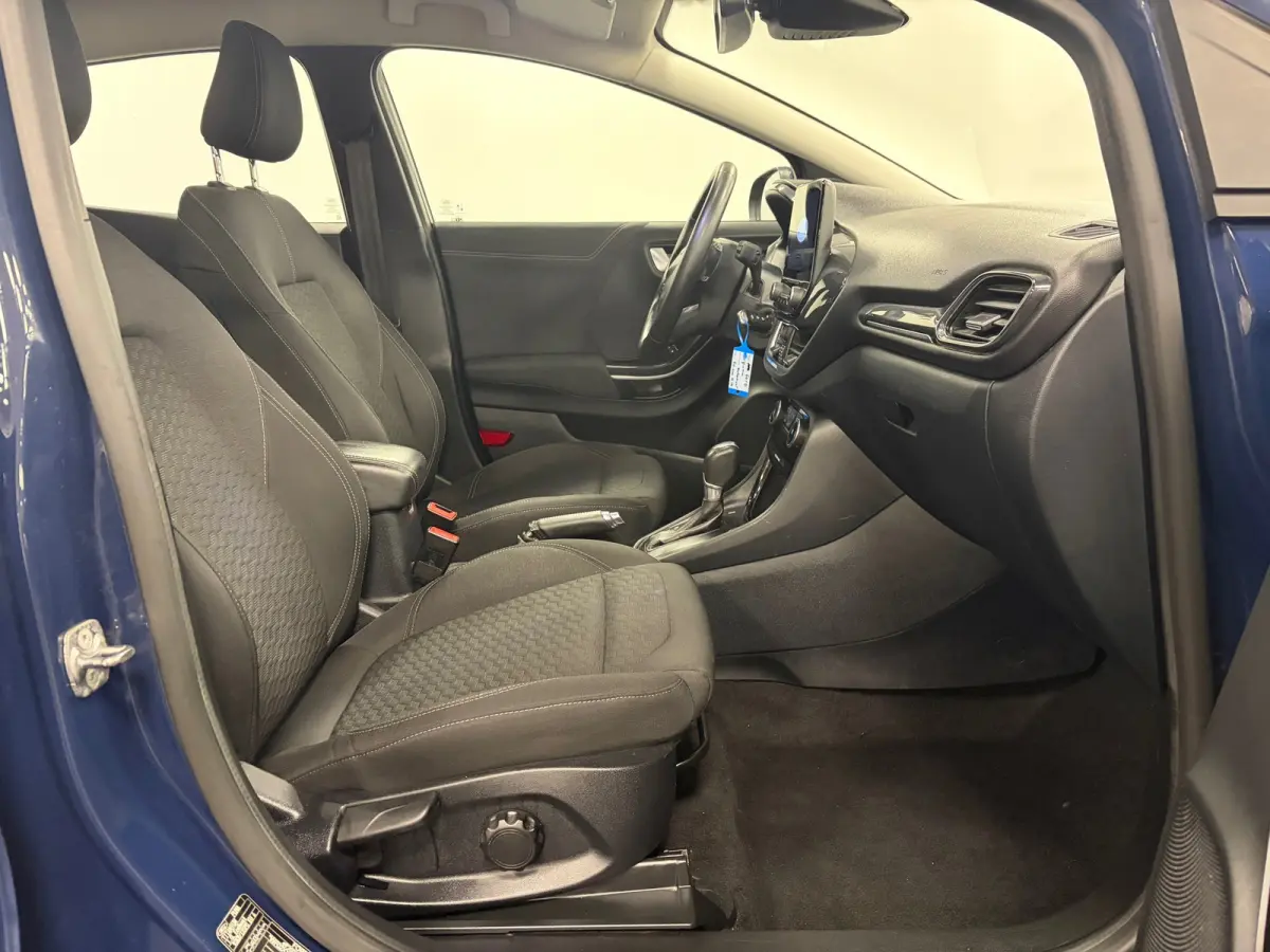 1.0 EcoBoost Titanium*Automaat*NAP*Camera*AIrco*Cruise-Control*