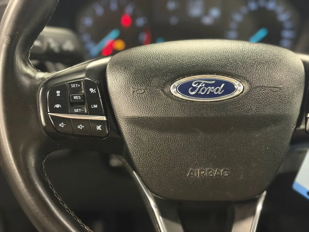 1.0 EcoBoost Titanium*Automaat*NAP*Camera*AIrco*Cruise-Control*