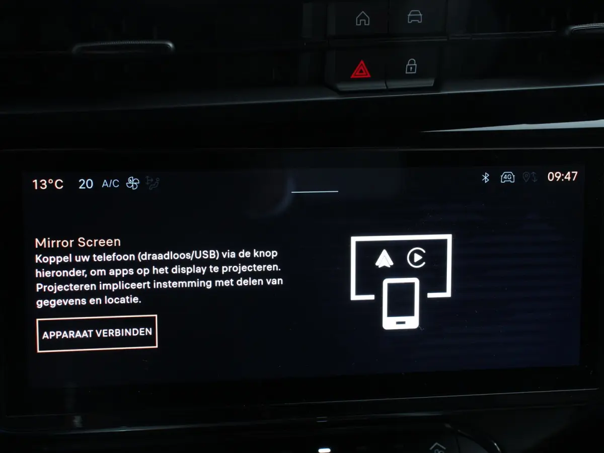 Elettrica Automaat 156PK Adaptieve Cruise Control LMV 18 inch Full Led Matrix Parkeer sensoren Navigatie Apple Carplay / Android auto  Climate Control