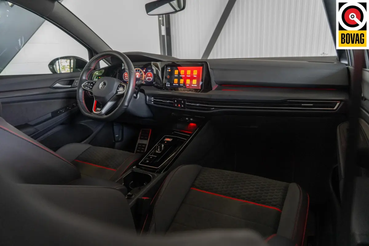 GTI Clubsport 300 PK | Pano | IQ.Light | 19” Estoril | ACC