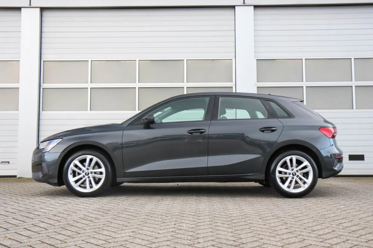 30 TFSI 110pk S-tronic Pro Line | Cruise Control | Apple Carplay/Android Auto | Sportstuur