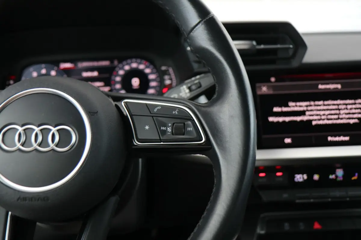 30 TFSI 110pk S-tronic Pro Line | Cruise Control | Apple Carplay/Android Auto | Sportstuur