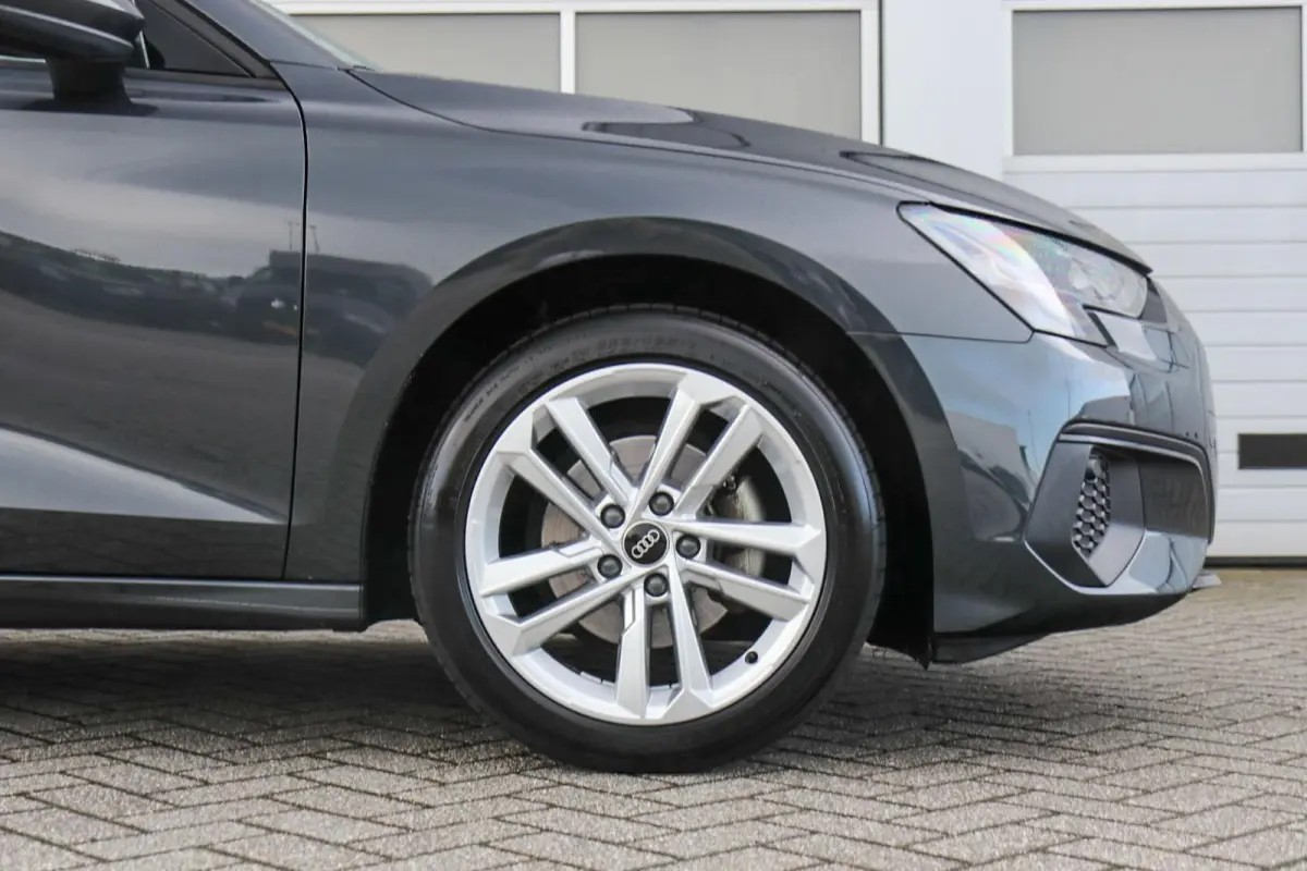 30 TFSI 110pk S-tronic Pro Line | Cruise Control | Apple Carplay/Android Auto | Sportstuur