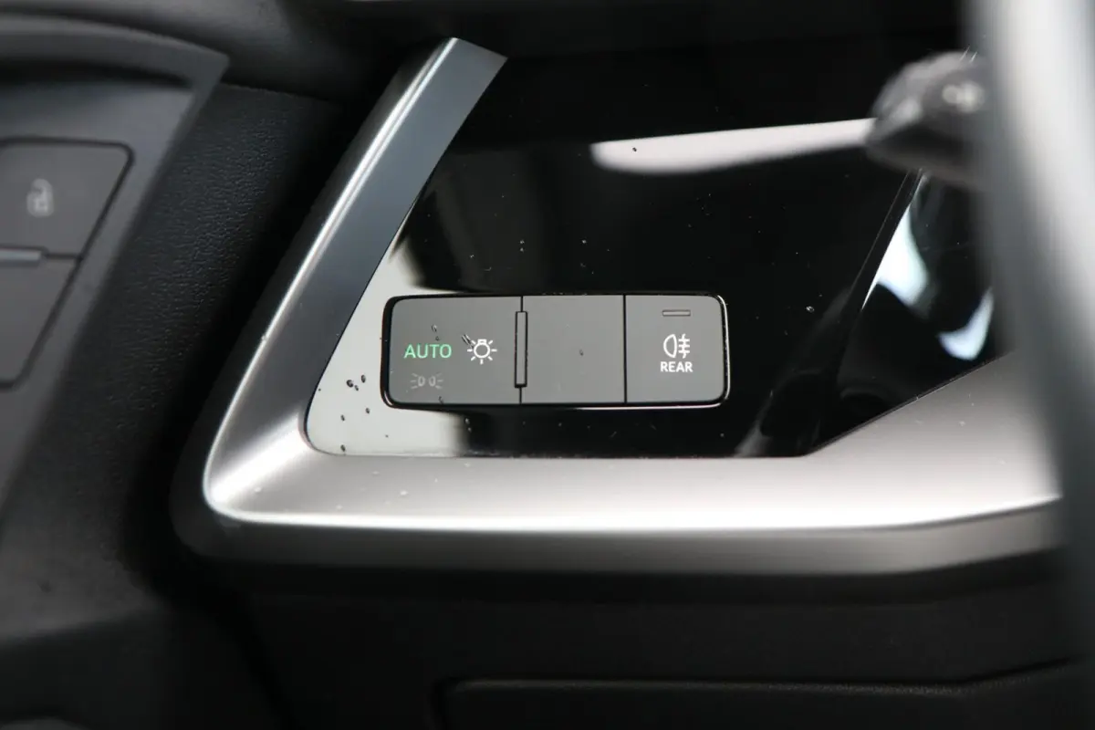30 TFSI 110pk S-tronic Pro Line | Cruise Control | Apple Carplay/Android Auto | Sportstuur