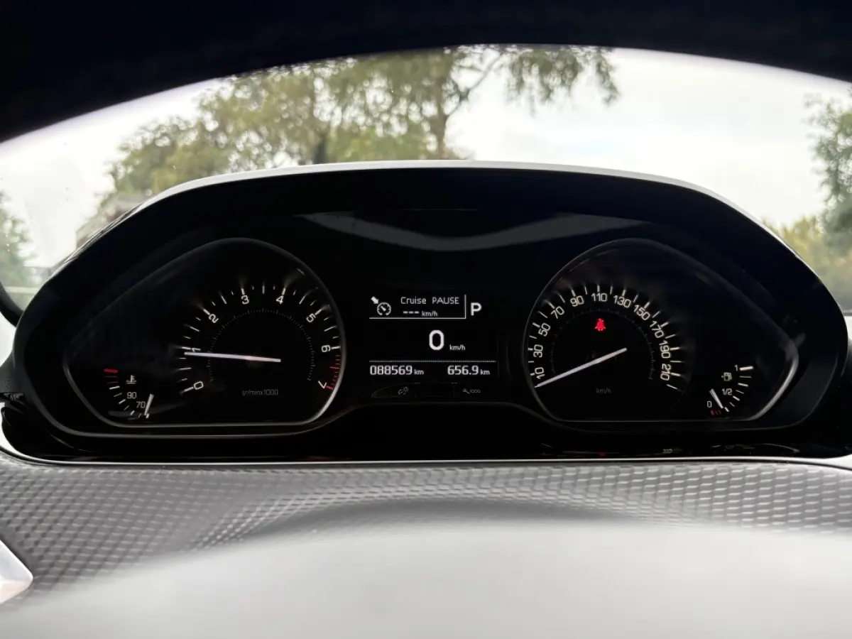 1.2 PureTech GT-Line AUT. Navi Clima Cruise Lmv