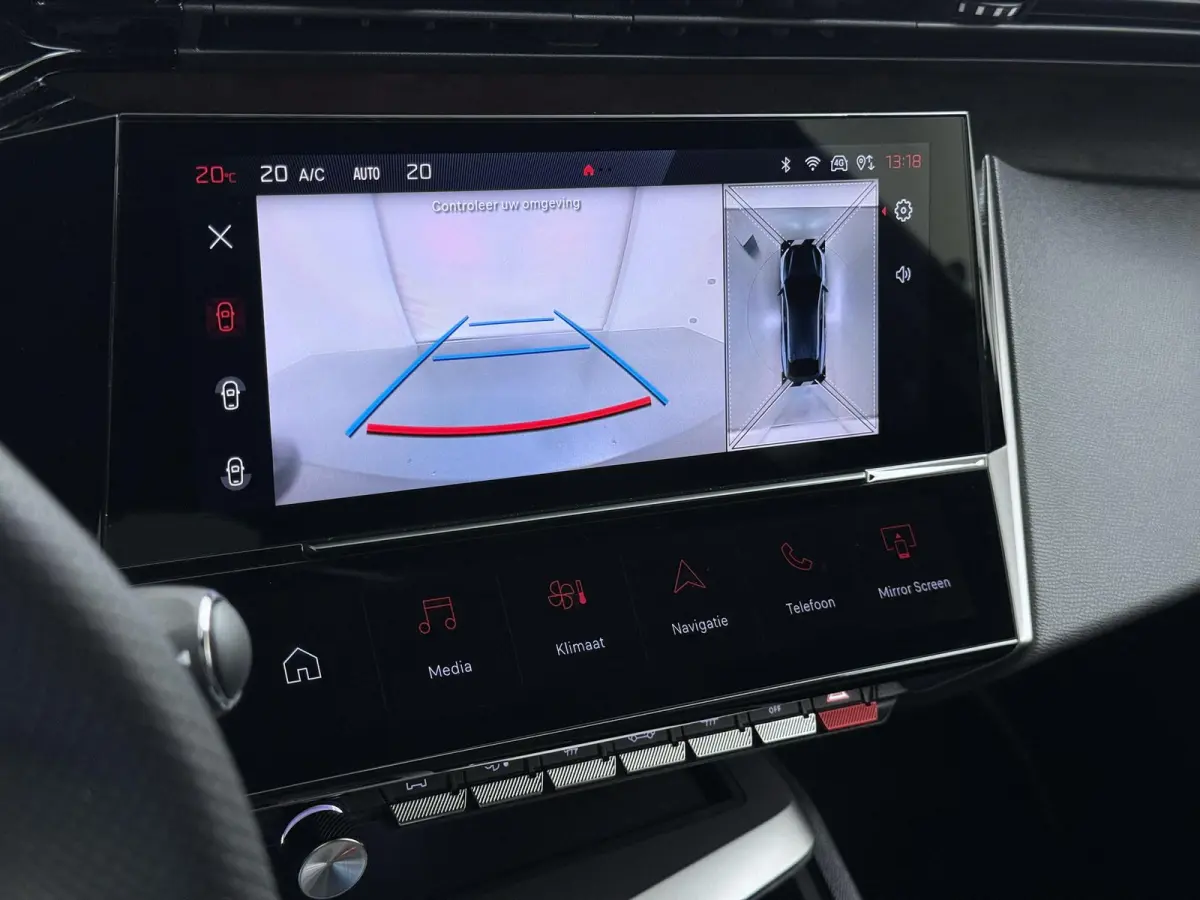 GT 145pk Hybrid Automaat | Navigatie | 360 Camera | Parkeersensoren voor en achter | Elektrische achterklep | Cruise control adaptief | 19 inch lichtmetalen velgen | Full LED koplampen | App