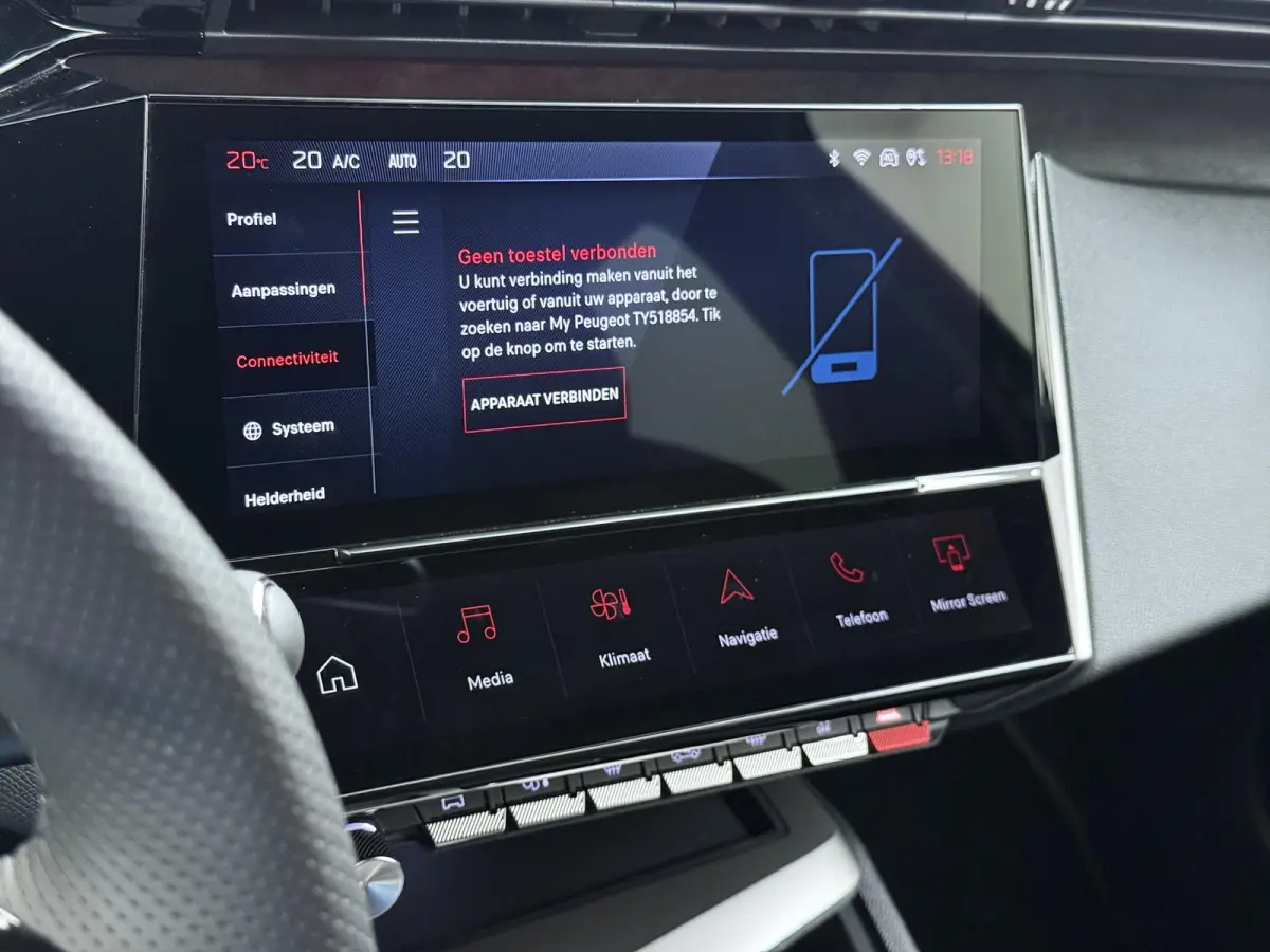 GT 145pk Hybrid Automaat | Navigatie | 360 Camera | Parkeersensoren voor en achter | Elektrische achterklep | Cruise control adaptief | 19 inch lichtmetalen velgen | Full LED koplampen | App