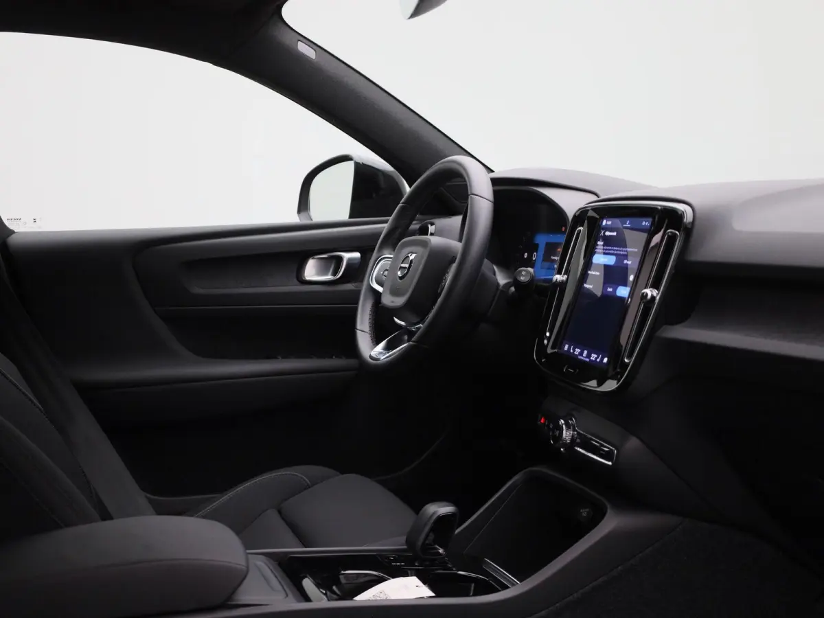 Core | Cruise Control | Achteruitrijcamera | Virtual Cockpit | Climate Control | Apple Carplay/ Android Auto |
