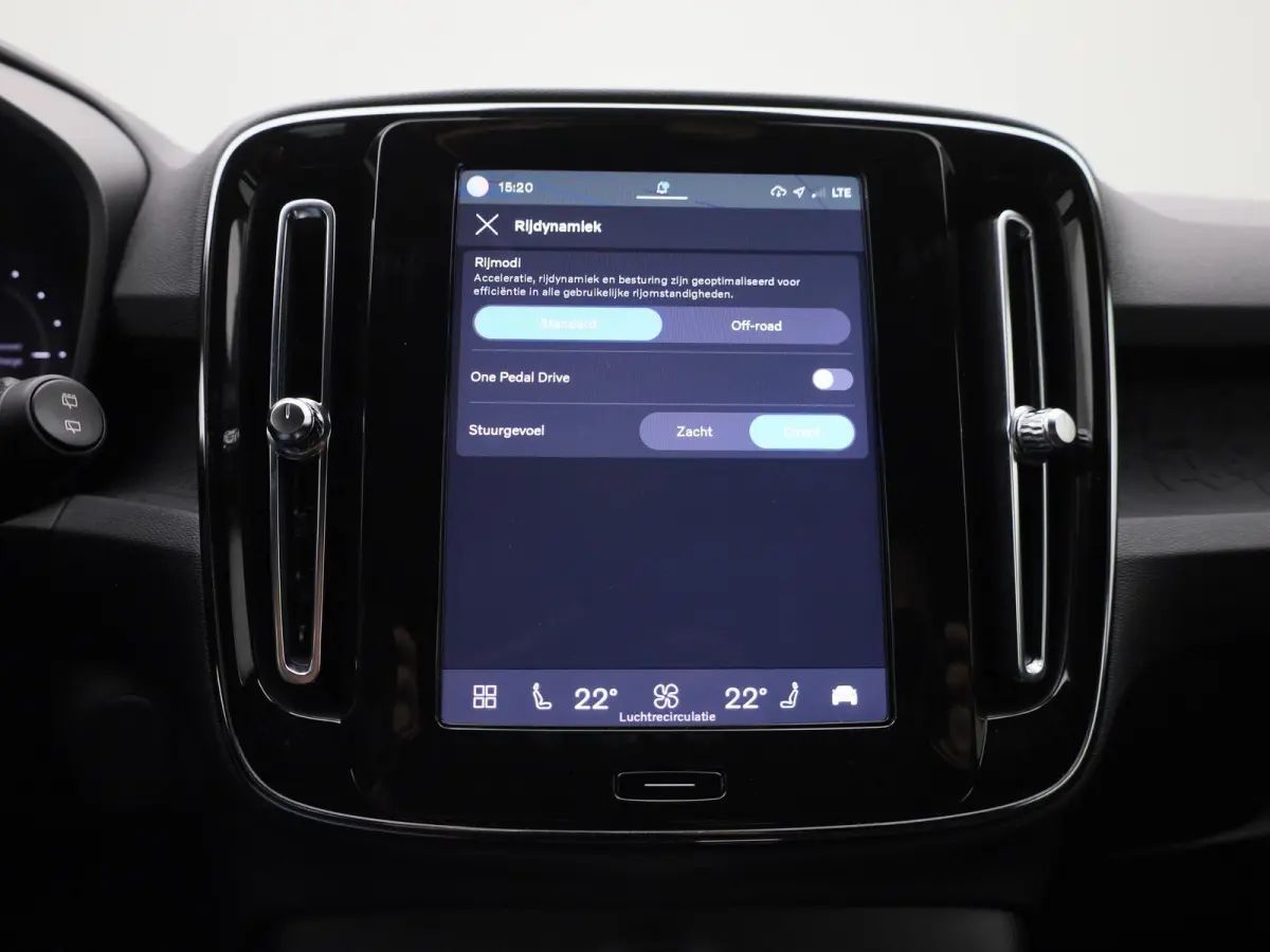 Core | Cruise Control | Achteruitrijcamera | Virtual Cockpit | Climate Control | Apple Carplay/ Android Auto |
