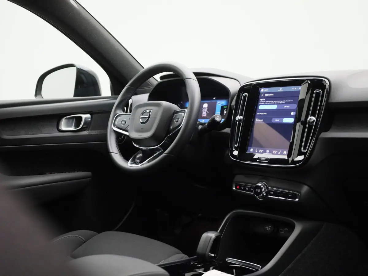 Core | Cruise Control | Achteruitrijcamera | Virtual Cockpit | Climate Control | Apple Carplay/ Android Auto |