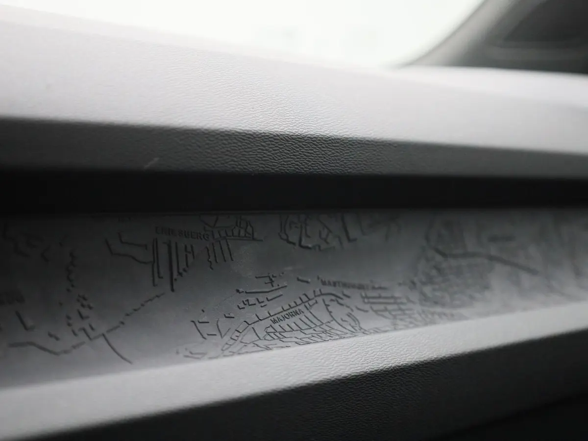 Core | Cruise Control | Achteruitrijcamera | Virtual Cockpit | Climate Control | Apple Carplay/ Android Auto |