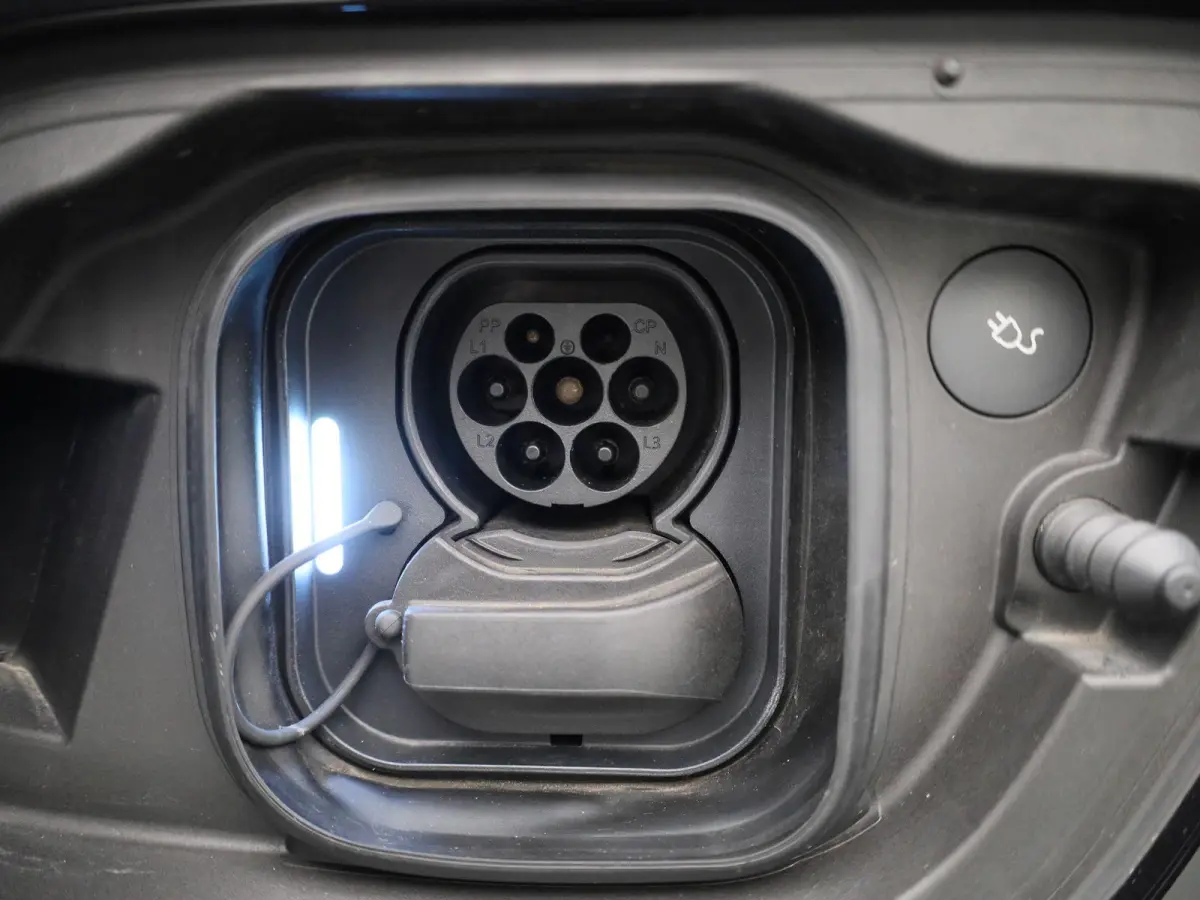 Core | Cruise Control | Achteruitrijcamera | Virtual Cockpit | Climate Control | Apple Carplay/ Android Auto |