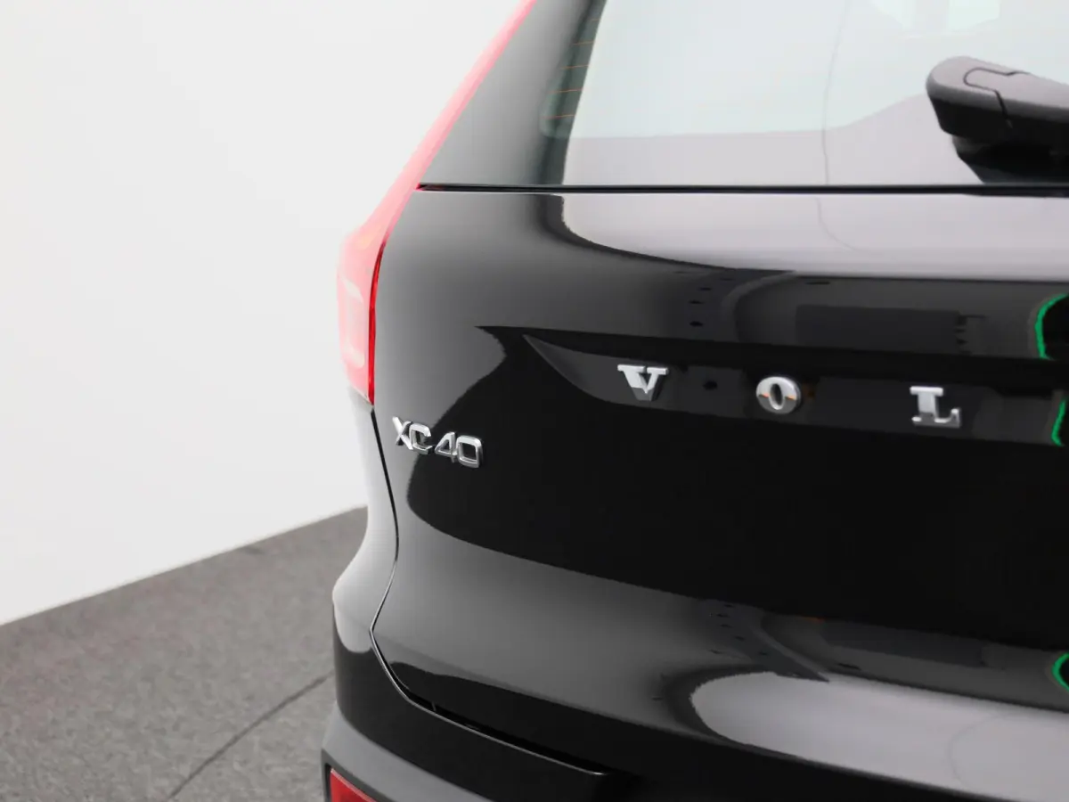 Core | Cruise Control | Achteruitrijcamera | Virtual Cockpit | Climate Control | Apple Carplay/ Android Auto |