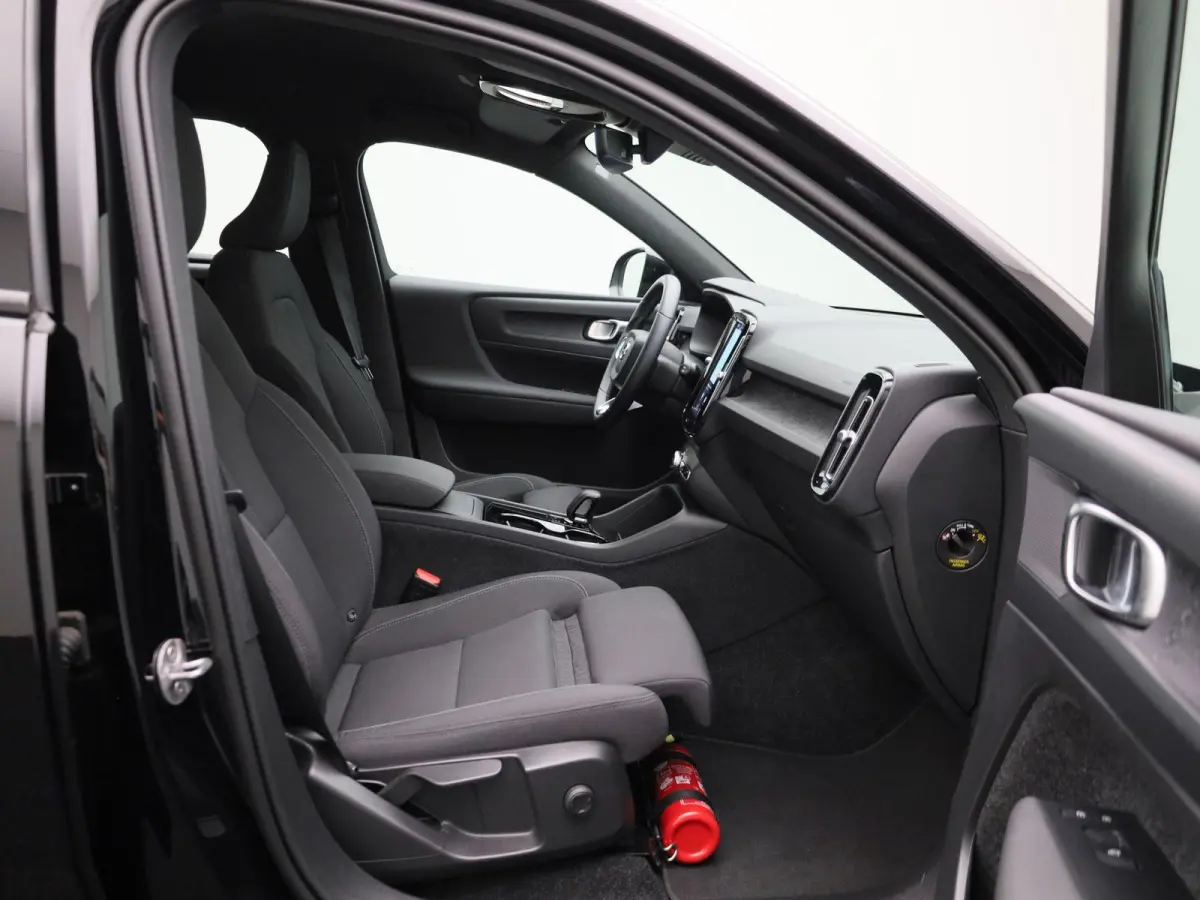 Core | Cruise Control | Achteruitrijcamera | Virtual Cockpit | Climate Control | Apple Carplay/ Android Auto |