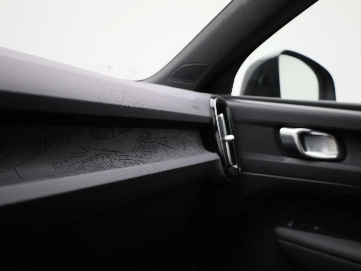 Core | Cruise Control | Achteruitrijcamera | Virtual Cockpit | Climate Control | Apple Carplay/ Android Auto |