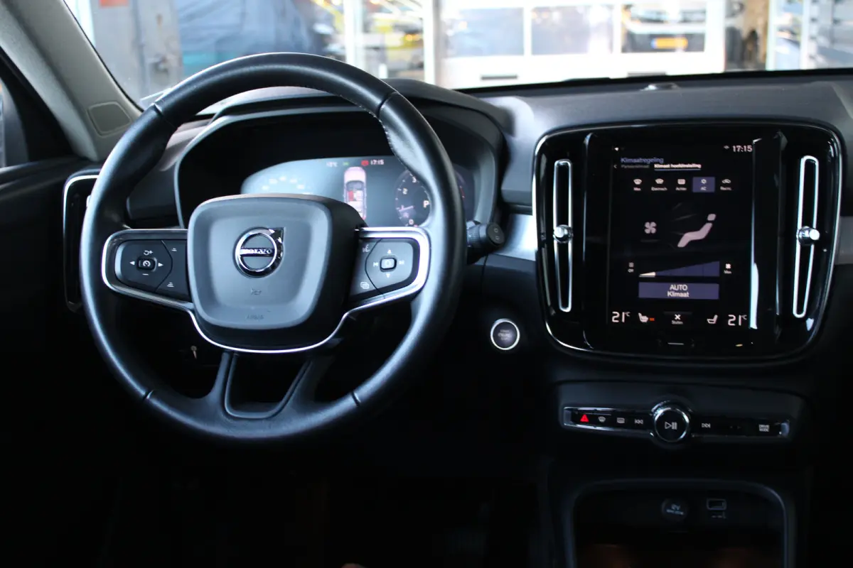 2.0 T4 AWD Inscription | Trekhaak | Panoramadak | Camera | Stoel- & stuurverwarming | Cruise control adaptief |